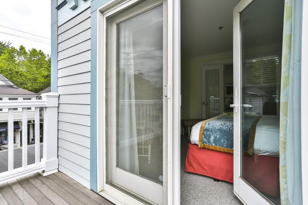 Mansion House Inn Vineyard Haven Bagian luar foto