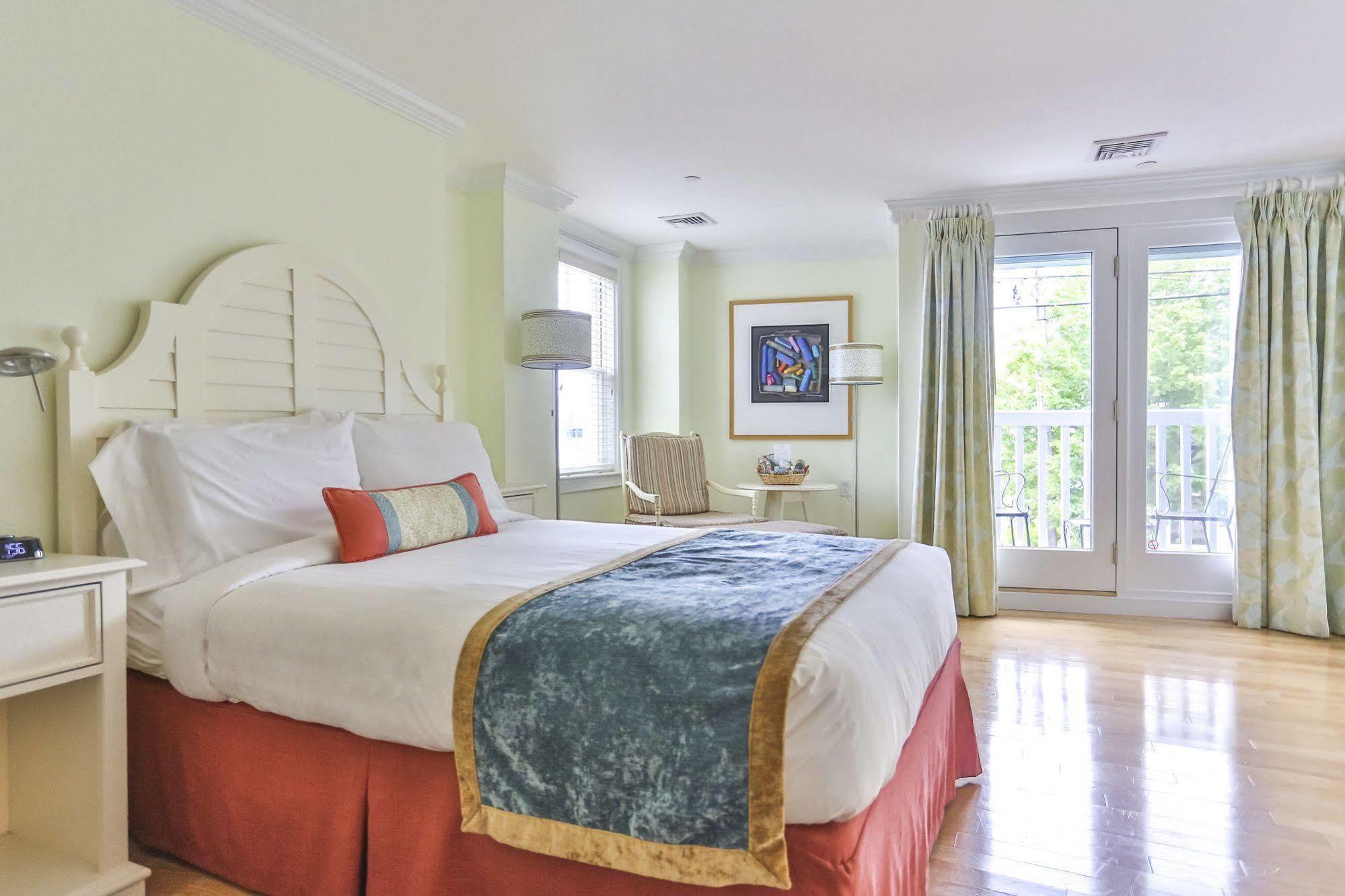 Mansion House Inn Vineyard Haven Bagian luar foto
