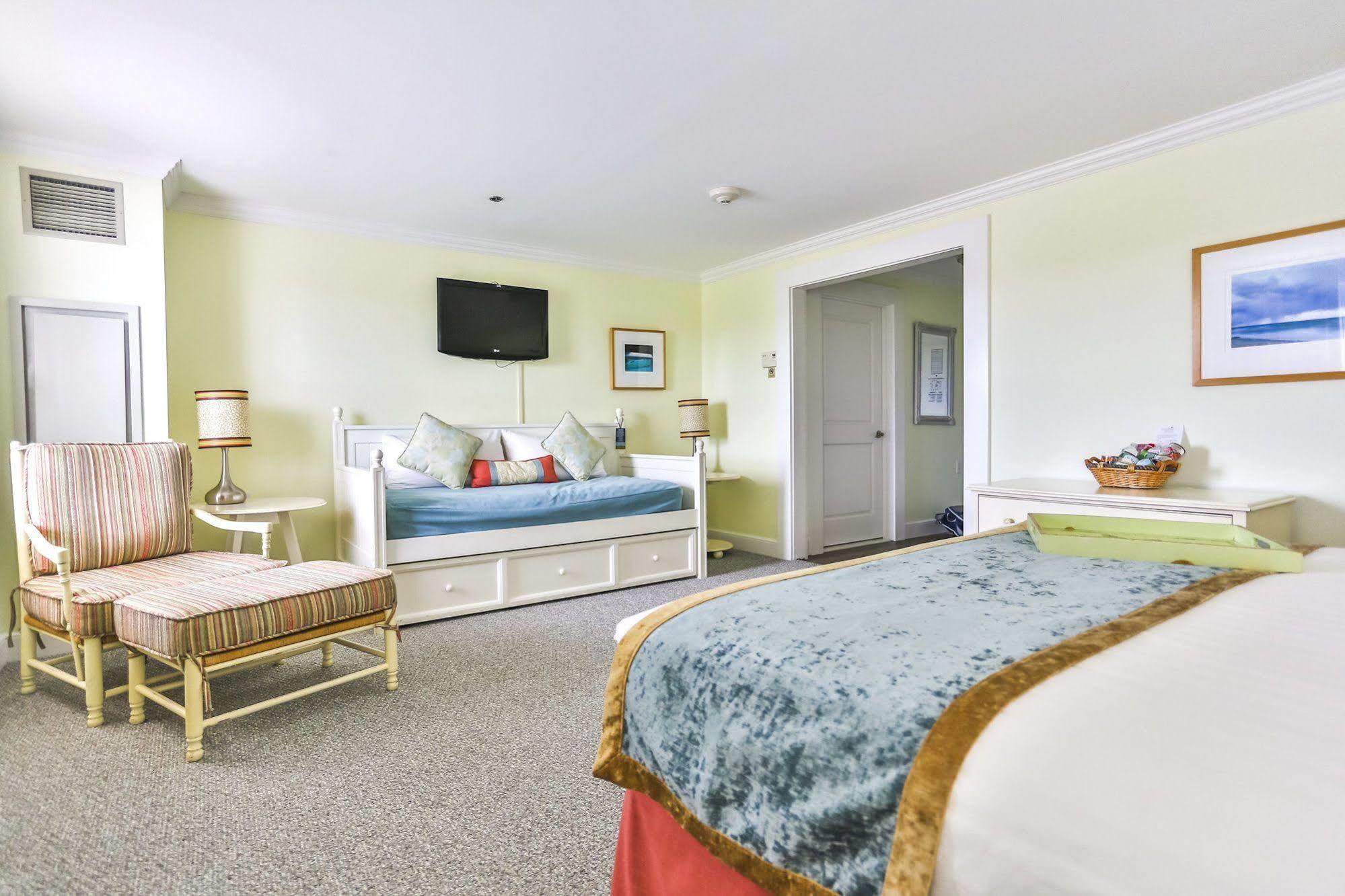 Mansion House Inn Vineyard Haven Bagian luar foto