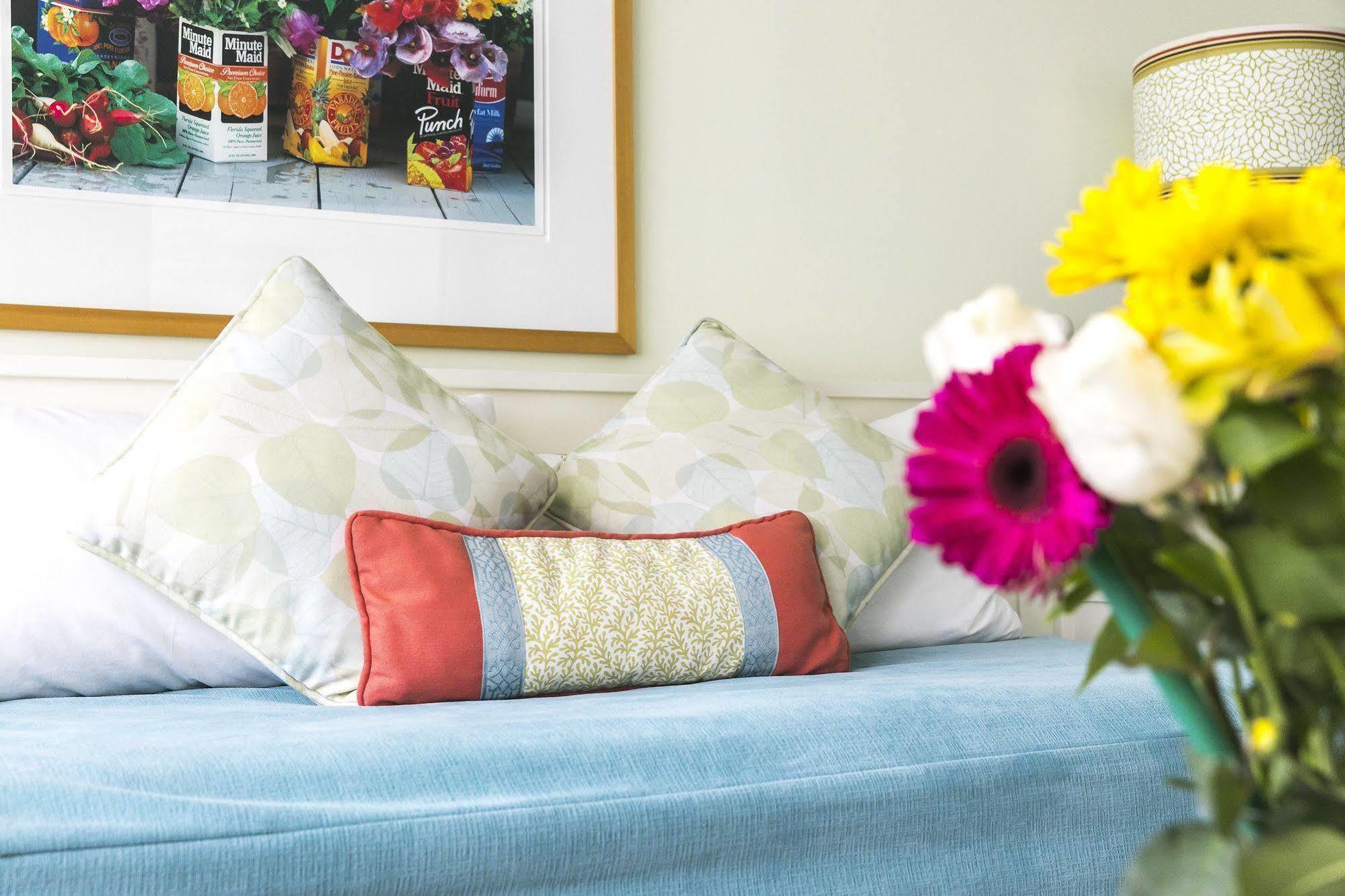 Mansion House Inn Vineyard Haven Bagian luar foto